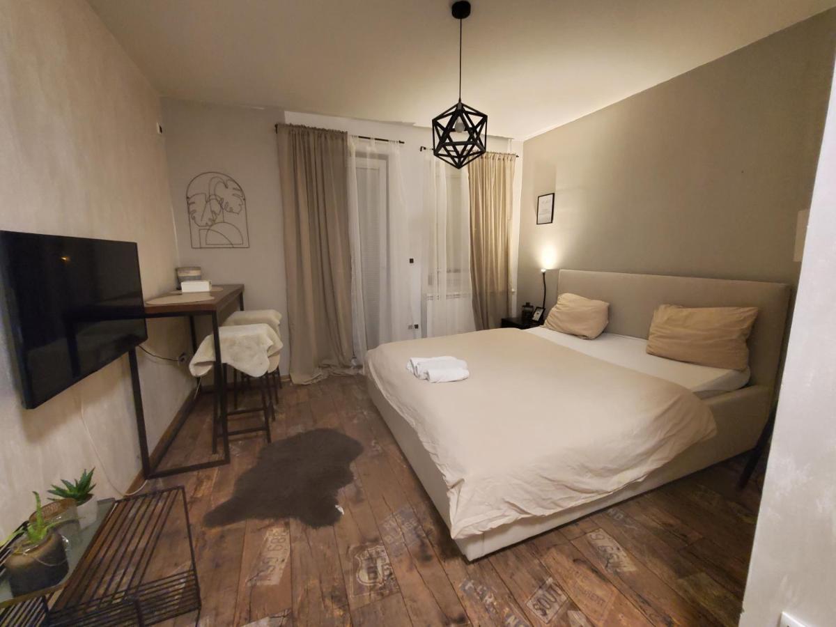 Sleep And Drive Cosy Apartment Sarajevo Exterior photo